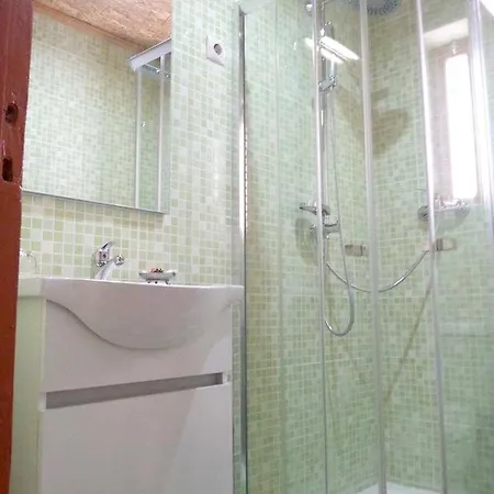 Huge 3 Bedrooms Balcony Flat For 8 Pax * Seia