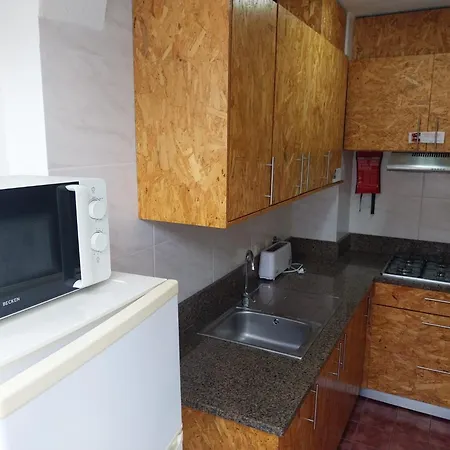 Huge 3 Bedrooms Balcony Flat For 8 Pax Apartamento