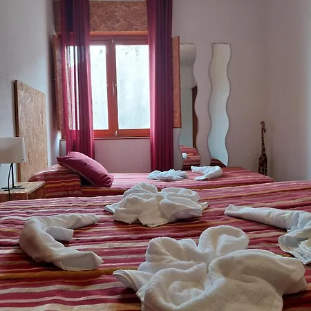 Huge 3 Bedrooms Balcony Flat For 8 Pax Apartamento *