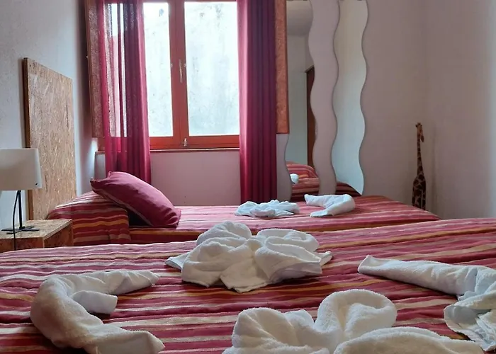 Huge 3 Bedrooms Balcony Flat For 8 Pax Apartment *